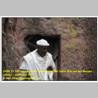 19283 12 202 Gaenge zu den Felsenkirchen Bet Debre Sina und Bet Maryam - Lalibela - Aethiopien 2012.JPG